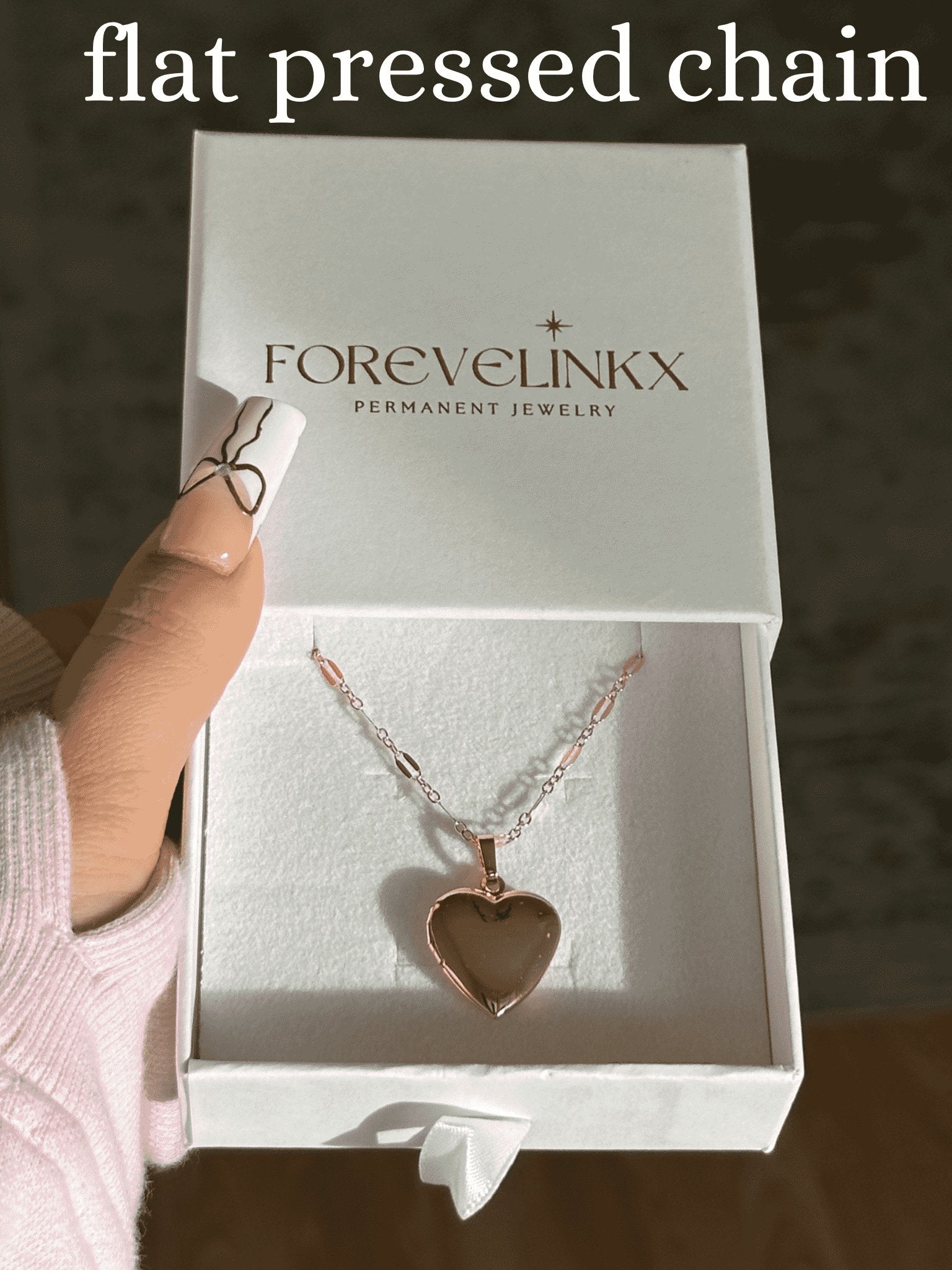 Classic Heart Locket necklace - FOREVERLINKX