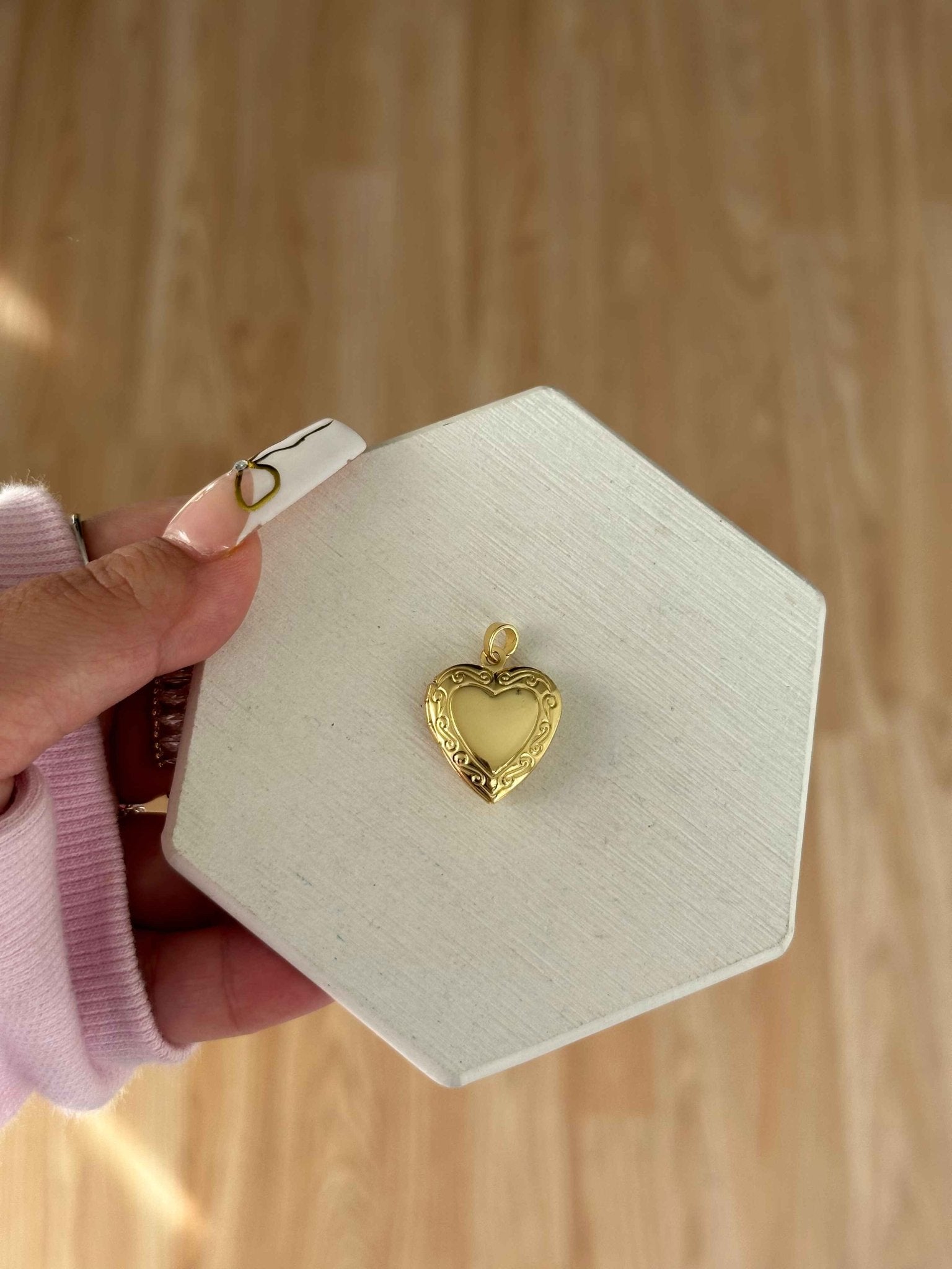 Heartfelt Locket(Locket only) - FOREVERLINKX