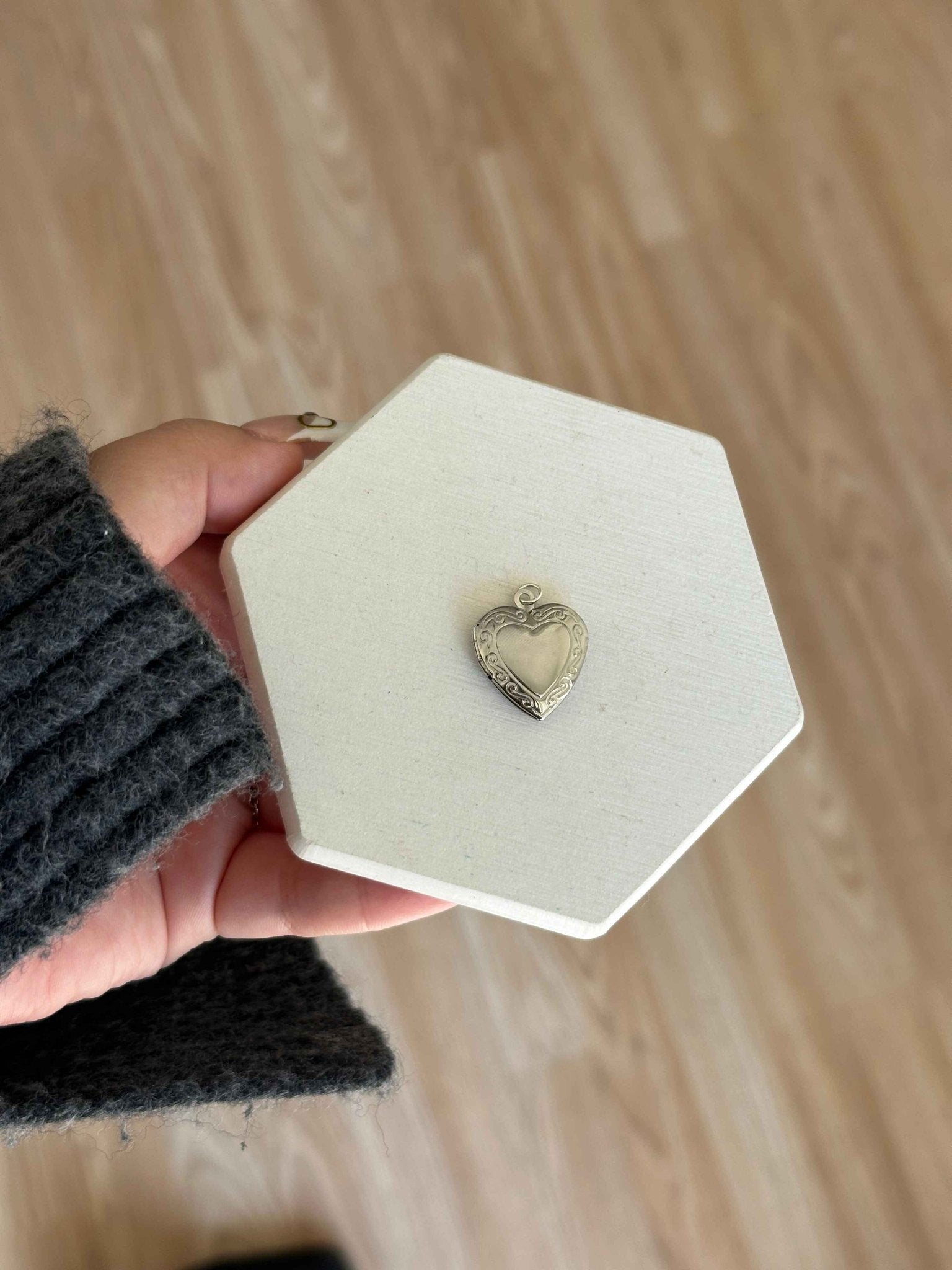 Silver Heartfelt Locket(Locket only) - FOREVERLINKX